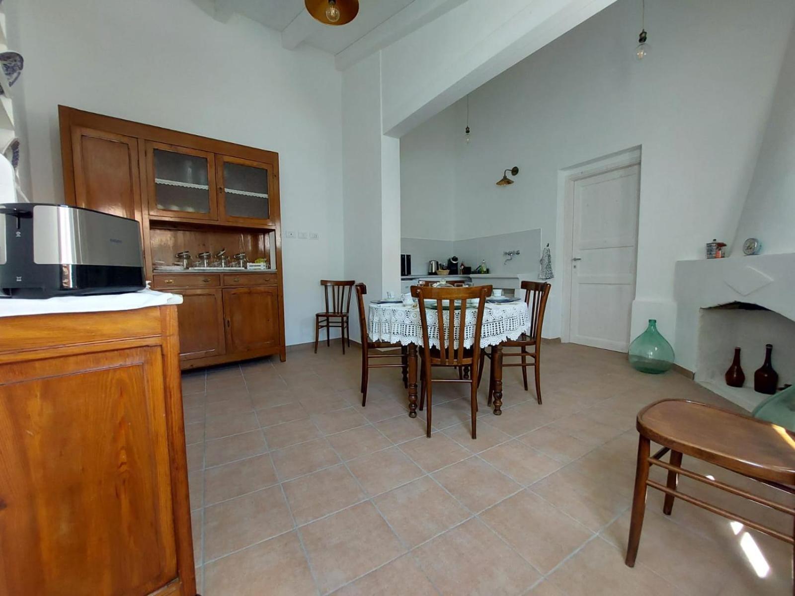 B&B Il Borgo Delle Emozioni Dolianova ภายนอก รูปภาพ